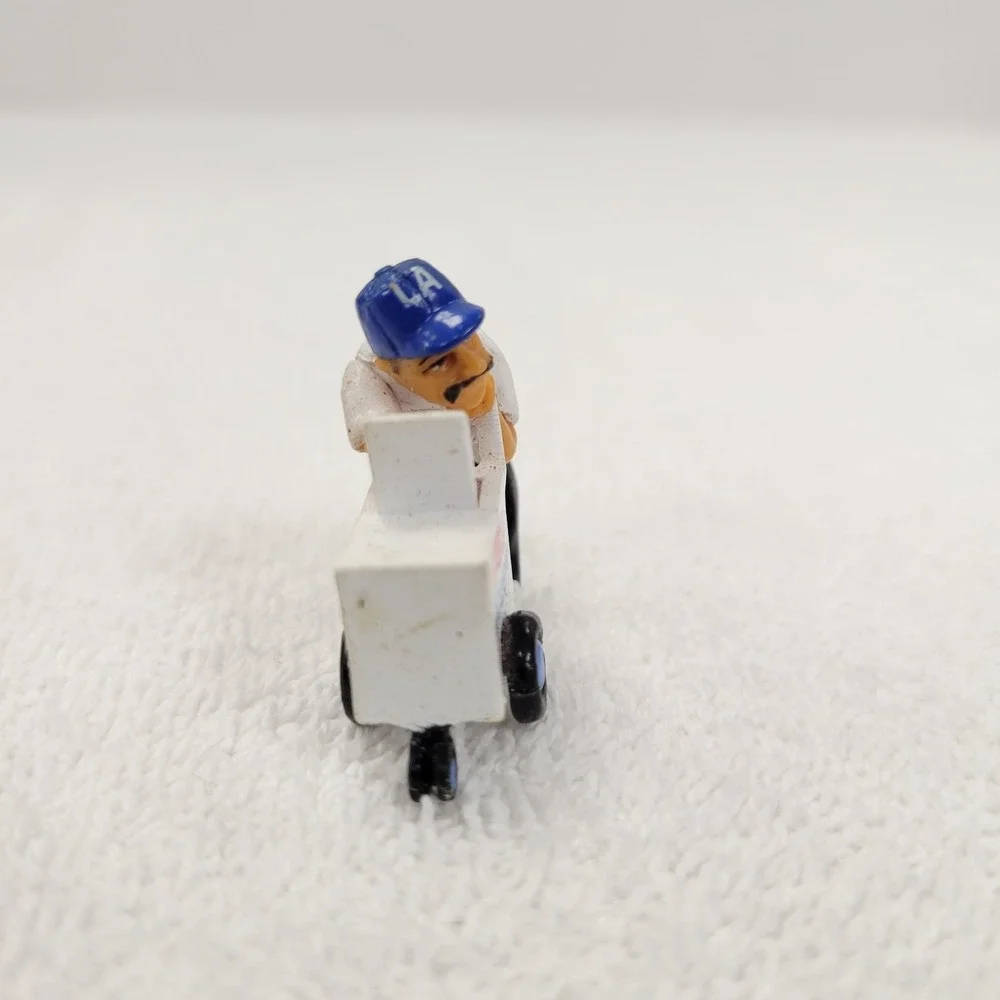 Lil Homies PALETERO 1/32 Homie Figurine Ice Cream Cheech LA Dodgers